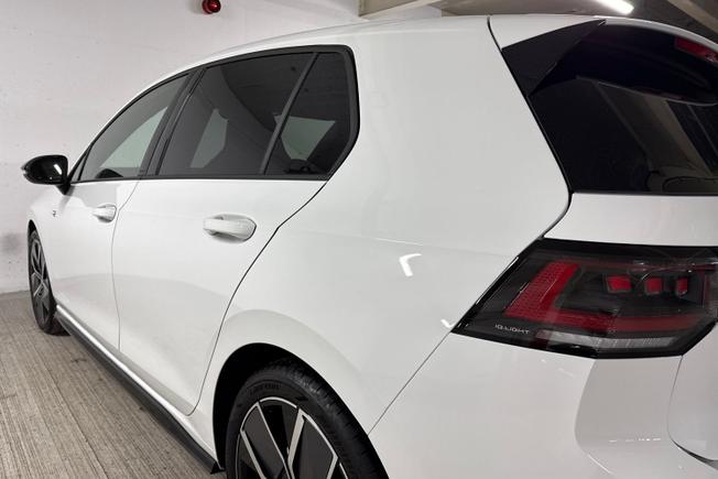 Volkswagen Golf Photo 36