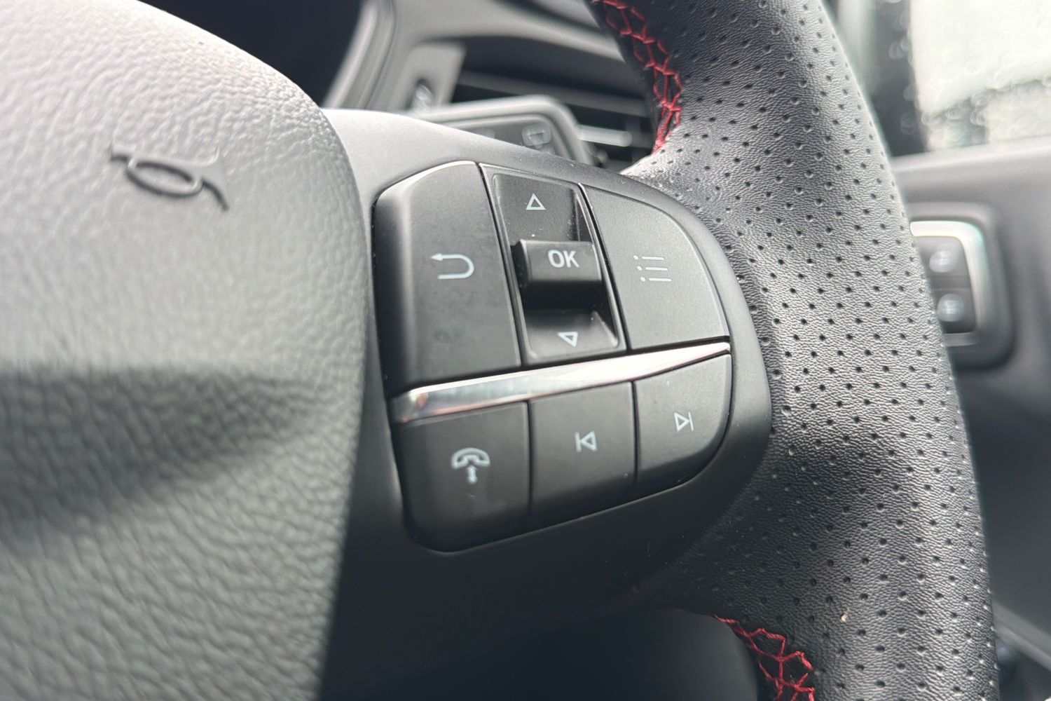 Ford Kuga Photo 39