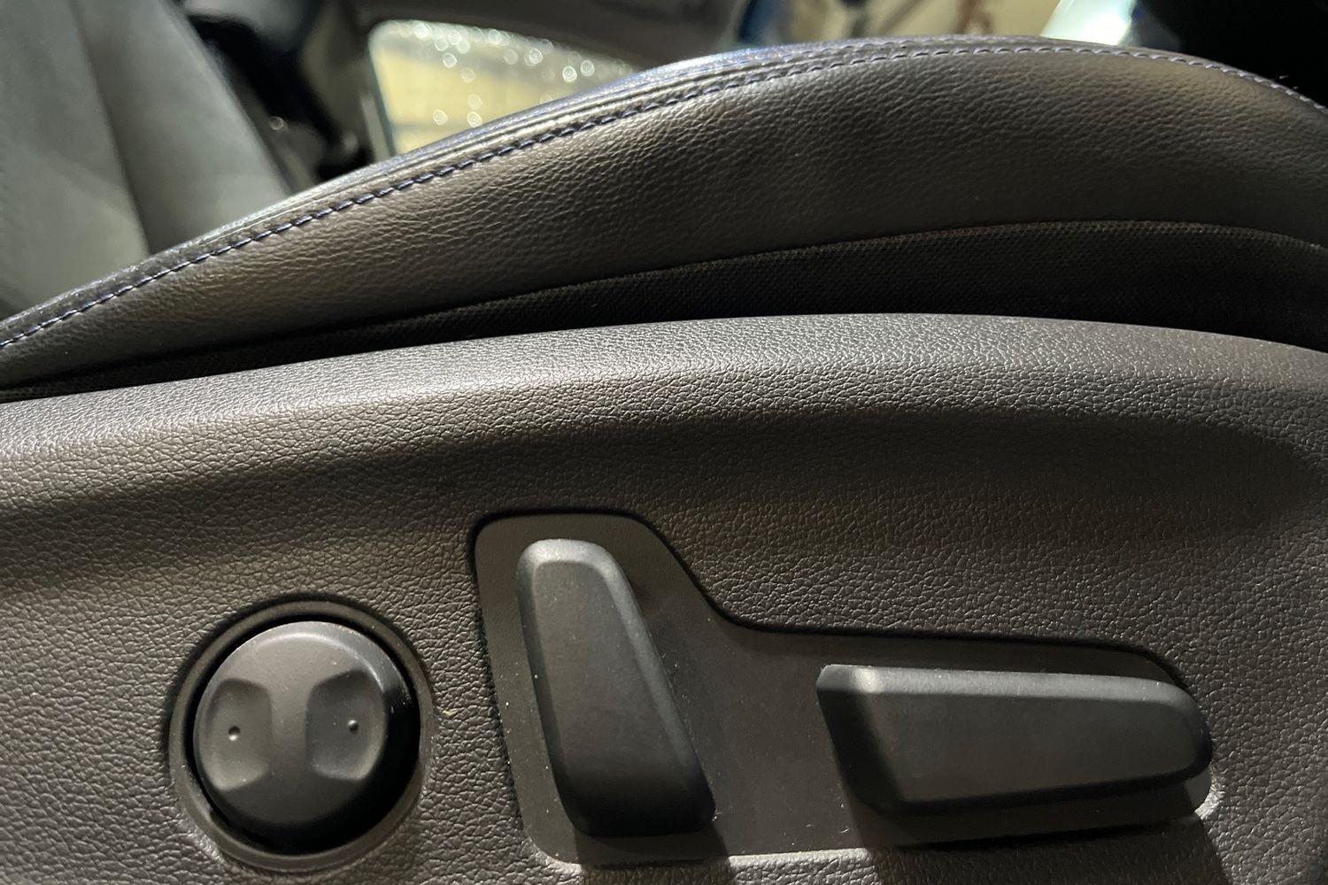 Hyundai KONA Photo 24