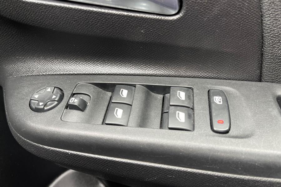 Vauxhall CORSA Photo autoimg-c17d1c1ad9780e0d1a48e732f537d0b9002ee885.jpg