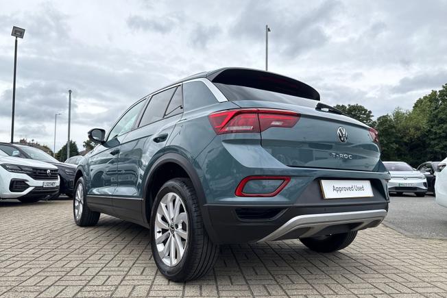 Volkswagen T-Roc Photo 48