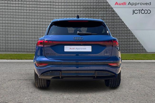 AUDI Q6 E-Tron Photo 7