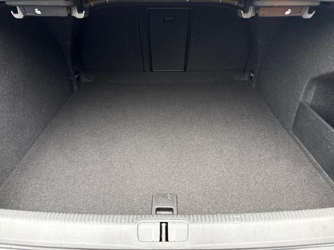 VOLKSWAGEN CC Photo 12
