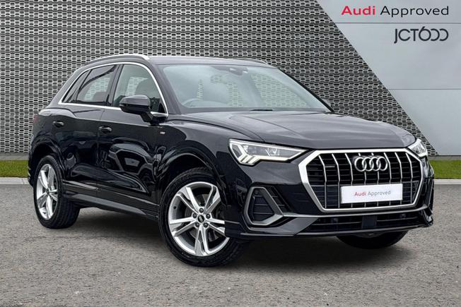 Audi Q3 Photo 1