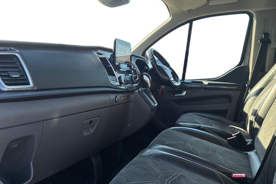 Ford TRANSIT CUSTOM Photo autoimg-c186ef92dfcf105414e91eda562433a3be96d6fe.jpg