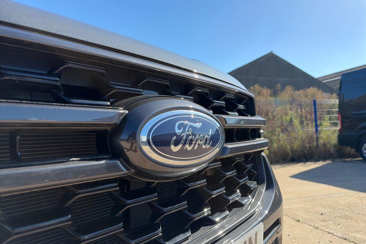 Ford RANGER Photo 15