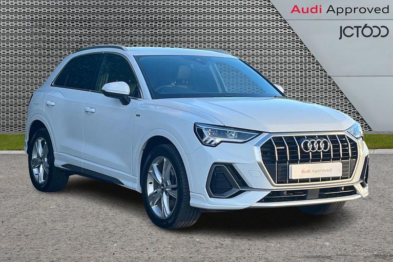 Used 2019 AUDI Q3 2.0 TFSI 40 S line SUV 5dr Petrol S Tronic quattro Euro 6 (s/s) (190 ps) White at JCT600