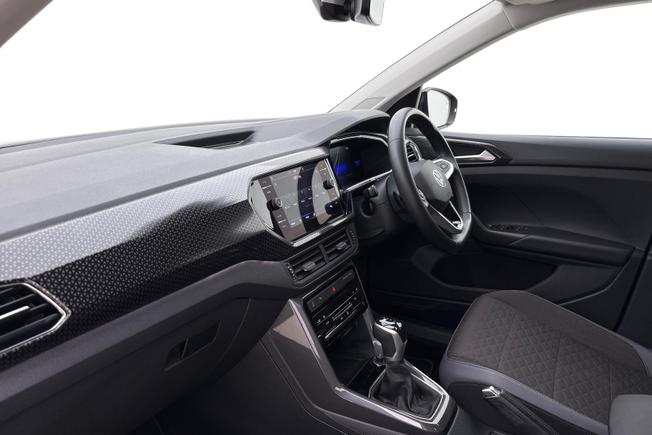 Volkswagen T-Cross Photo 2