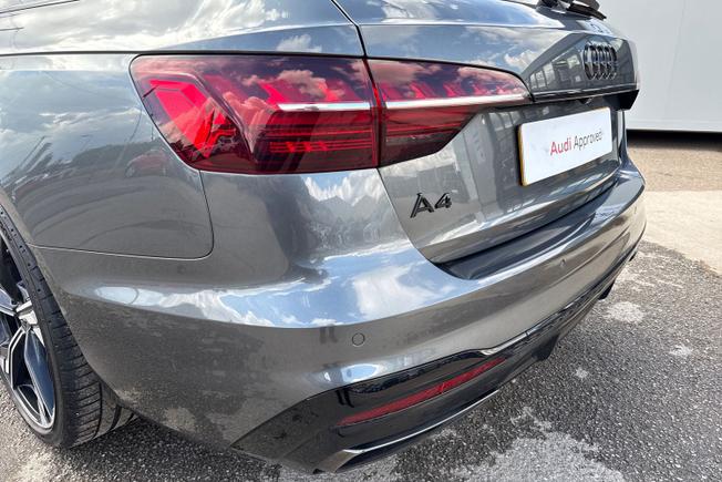 Audi A4 Avant Photo 27