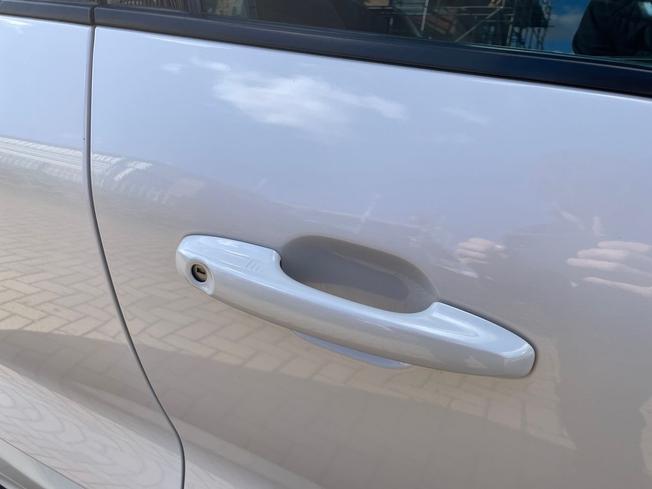 FORD Kuga Photo 24