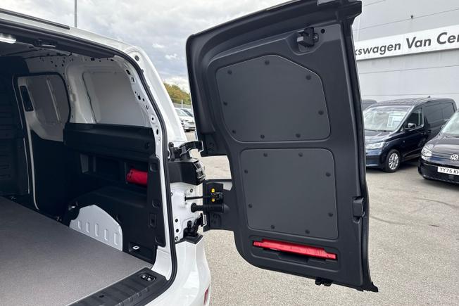 Volkswagen ID. Buzz Cargo Photo 35