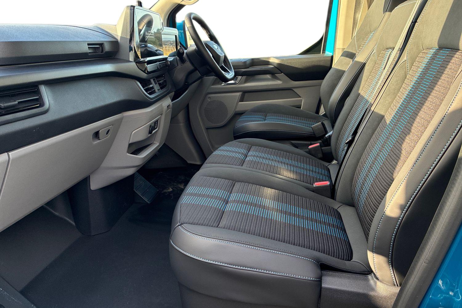 Ford Transit Custom Photo 2