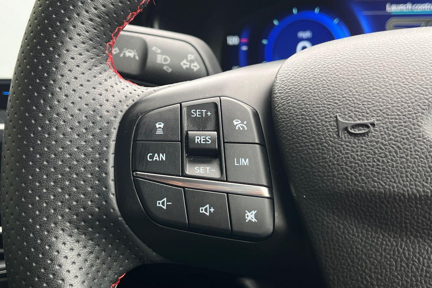 Ford Focus Photo 38