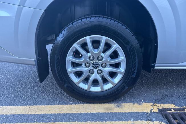 VOLKSWAGEN Transporter Photo 26