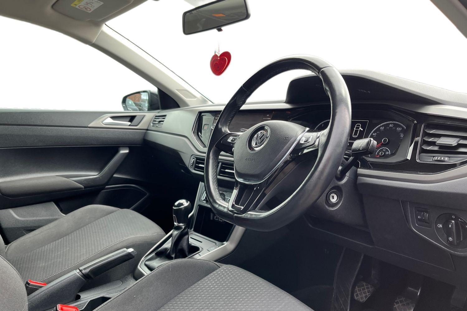 Volkswagen POLO Photo 8