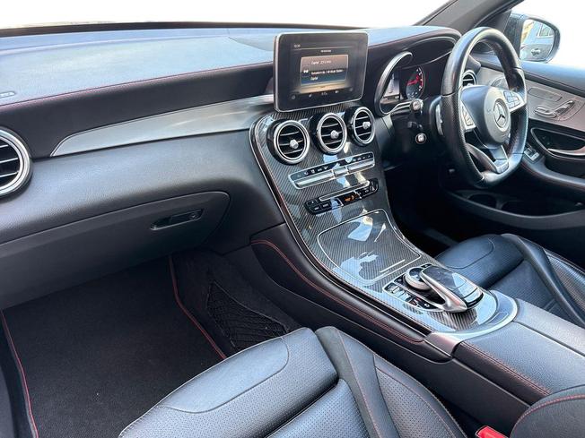 Mercedes-Benz GLC Photo 2