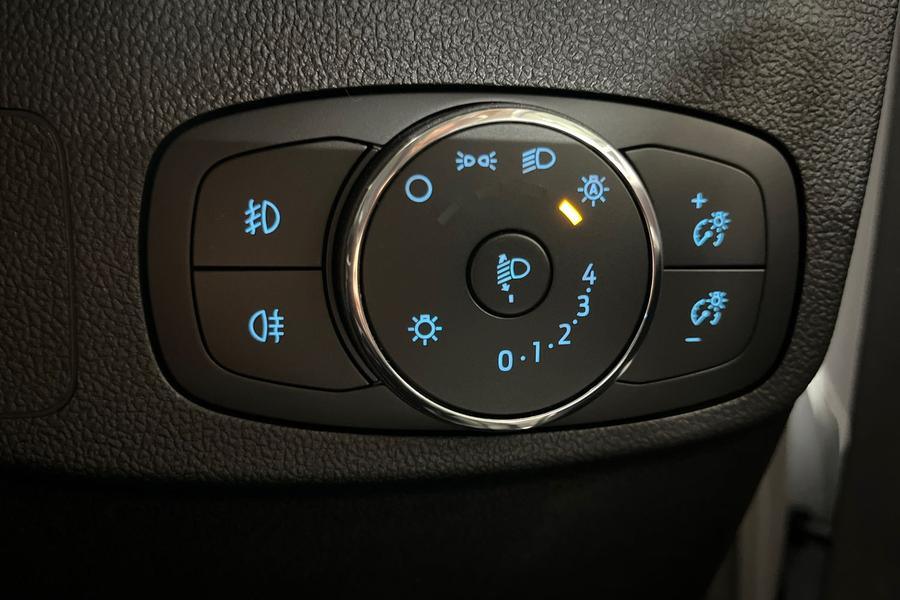 Ford FOCUS Photo autoimg-c19f97703506dd423266e1020b2c49f4683644d7.jpg