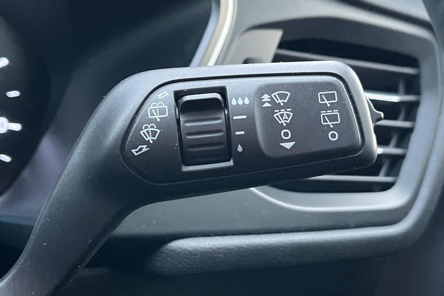 Ford KUGA Photo autoimg-c1a751d7baa25b3eb15c0792b085348bc3dd614d.jpg