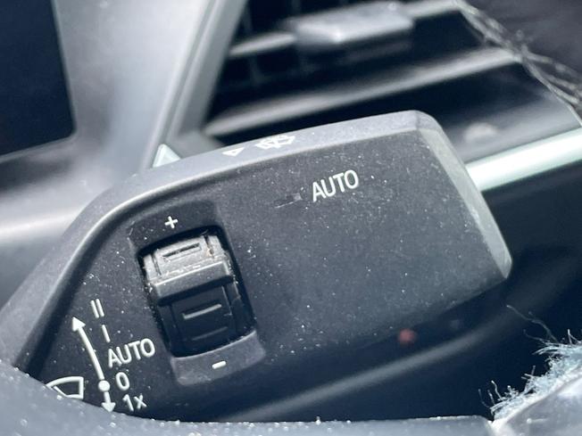 BMW I4 Photo 33