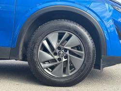 NISSAN Qashqai Photo 5