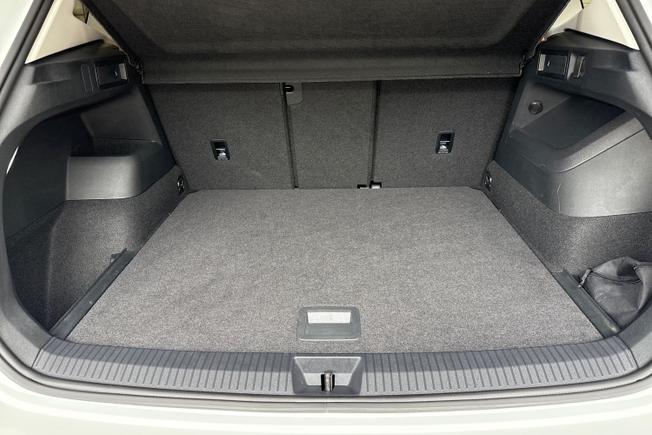 VOLKSWAGEN Tiguan Photo 12