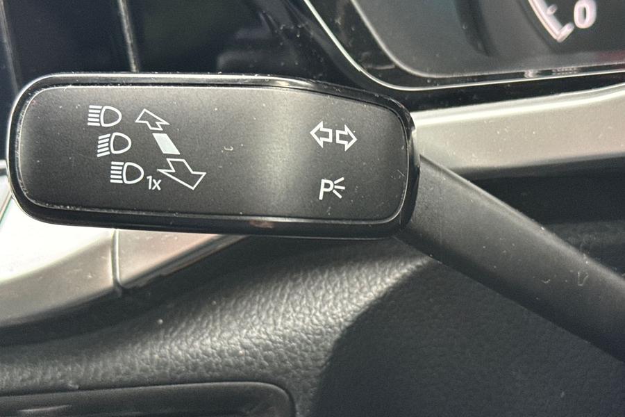 Ford TOURNEO CONNECT Photo autoimg-c1ac7568d35b5f74493283fc147c18f0446eca49.jpg