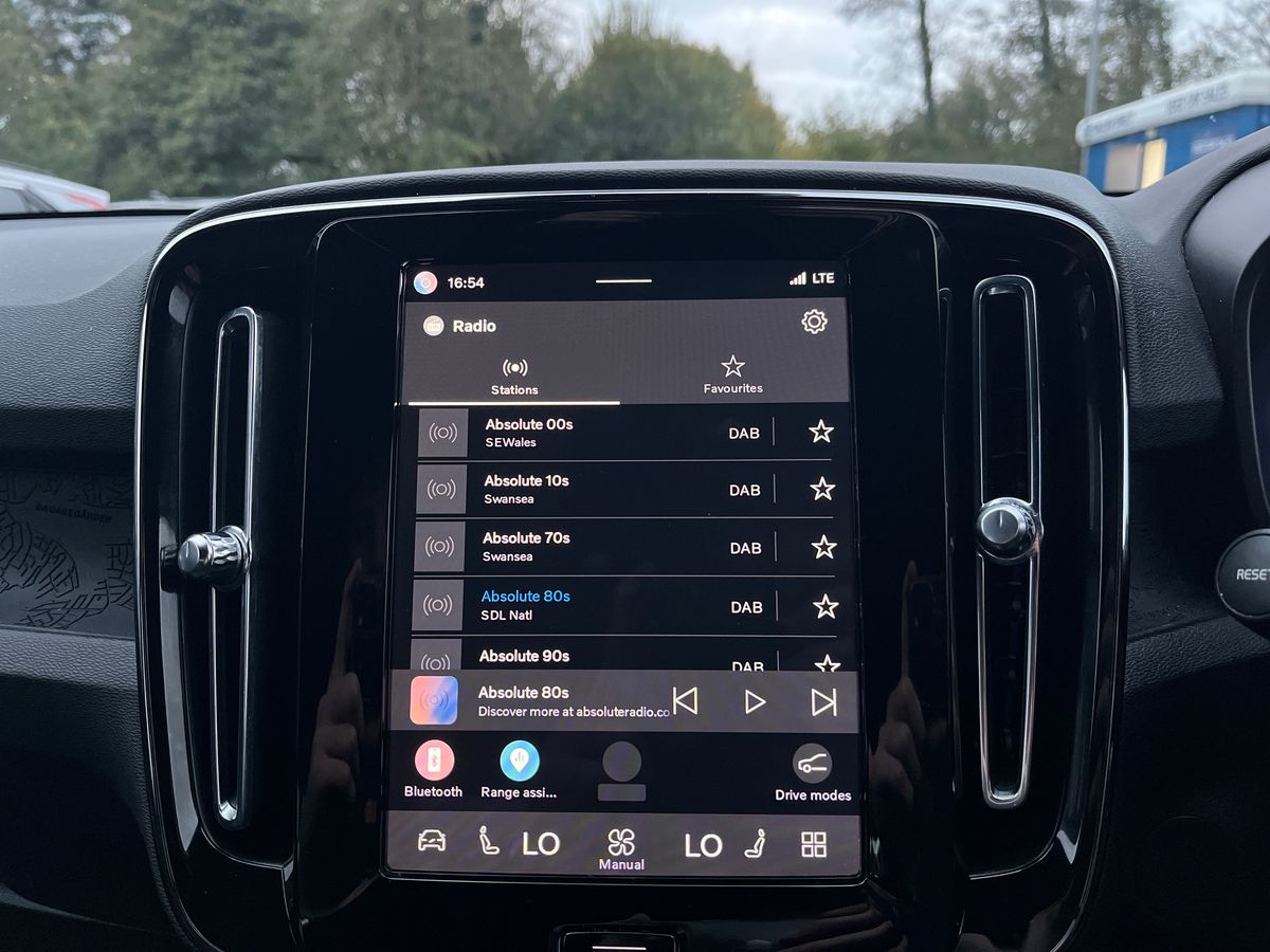 Volvo XC40 Photo 39