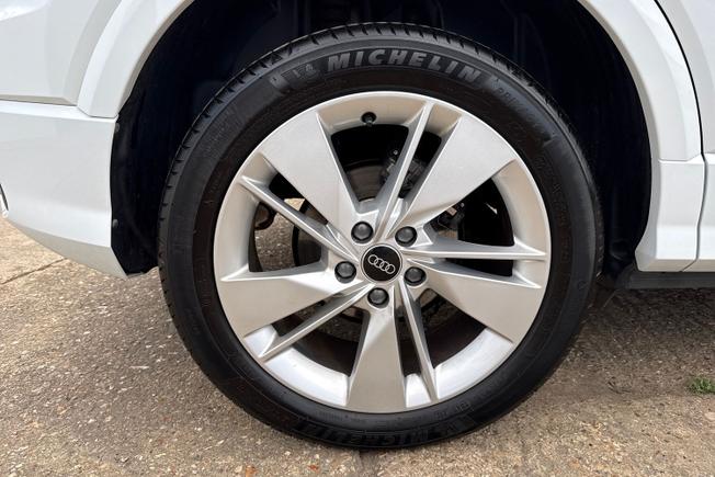 AUDI Q2 Photo 41