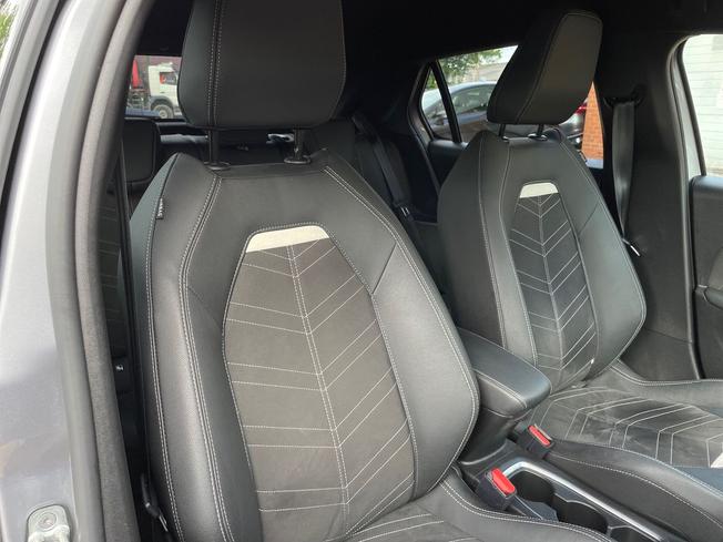 VAUXHALL Corsa Photo 27