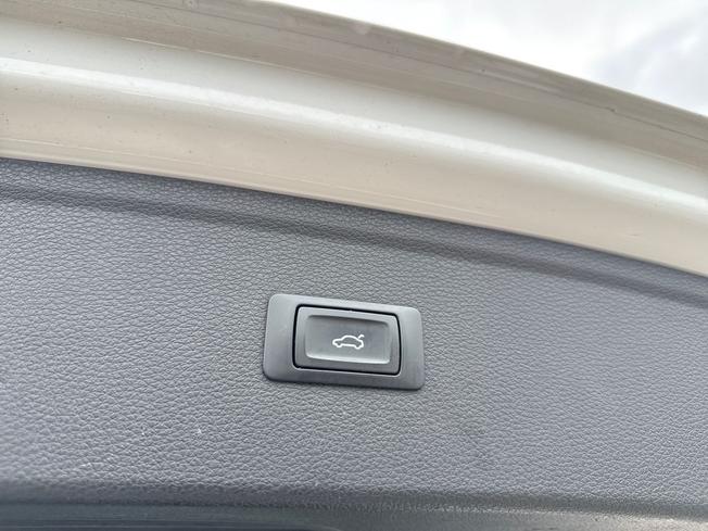 AUDI Q5 Photo 22