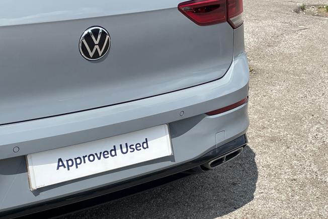 VOLKSWAGEN Golf Photo 21