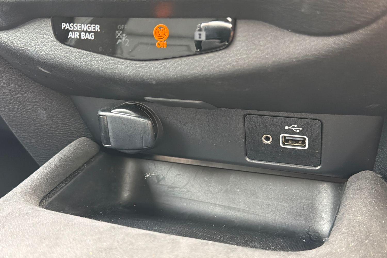 Nissan JUKE Photo 38