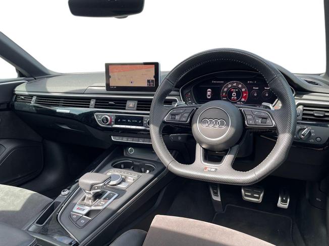 AUDI RS5 Photo 6