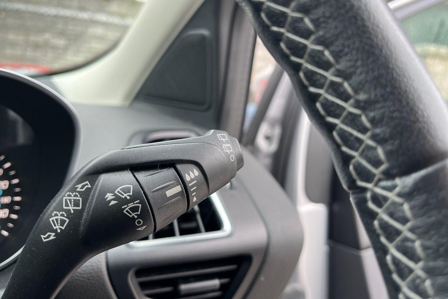 Ford KUGA Photo 14