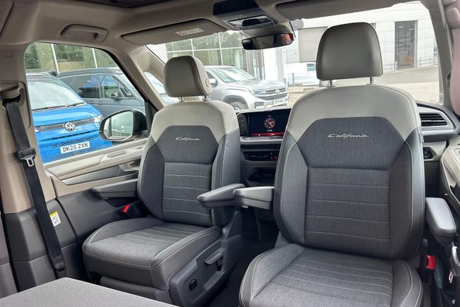 VOLKSWAGEN California Photo 27