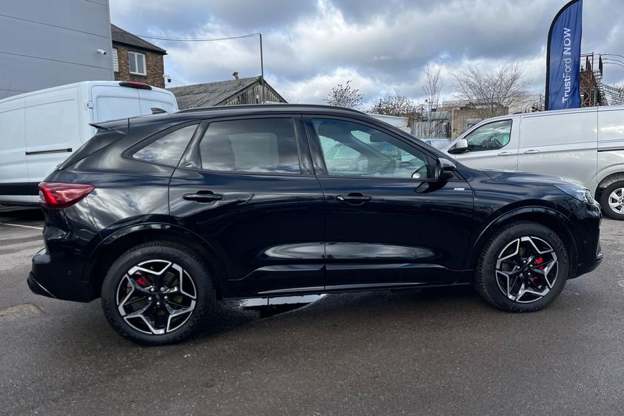 Ford KUGA Photo autoimg-c1c31f38dbbe6479e6a269185921bd1caaf58095.jpg