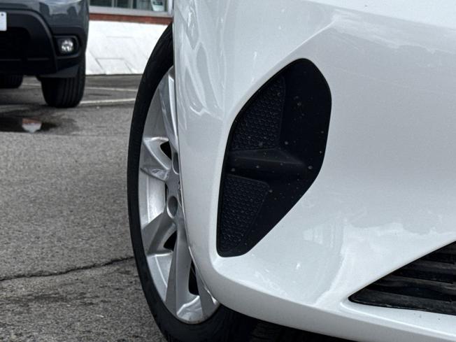 VAUXHALL Corsa Photo 22