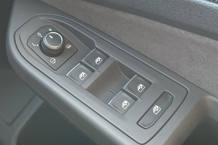 Volkswagen Golf Photo autoimg-c1c3d6e8d00028d9ac6c75df88ef08bde46ff3f3.jpg