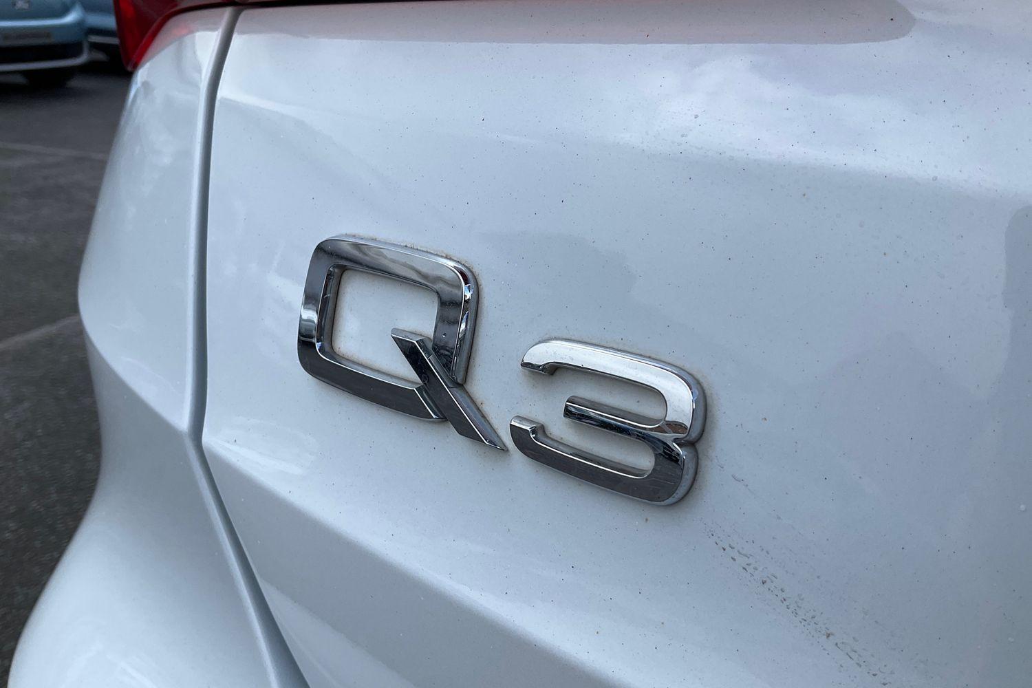 Audi Q3 Photo 38