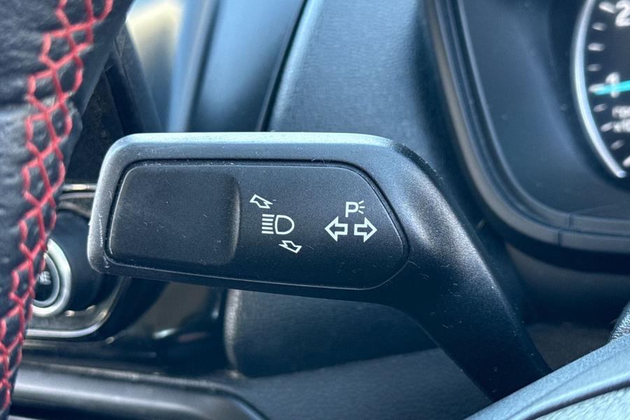 Ford EcoSport Photo autoimg-c1c571c4a79a5eb7068b2c9d9adc6a3f177dd509.jpg