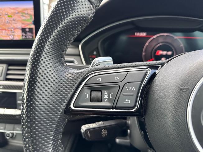 AUDI RS5 Photo 16