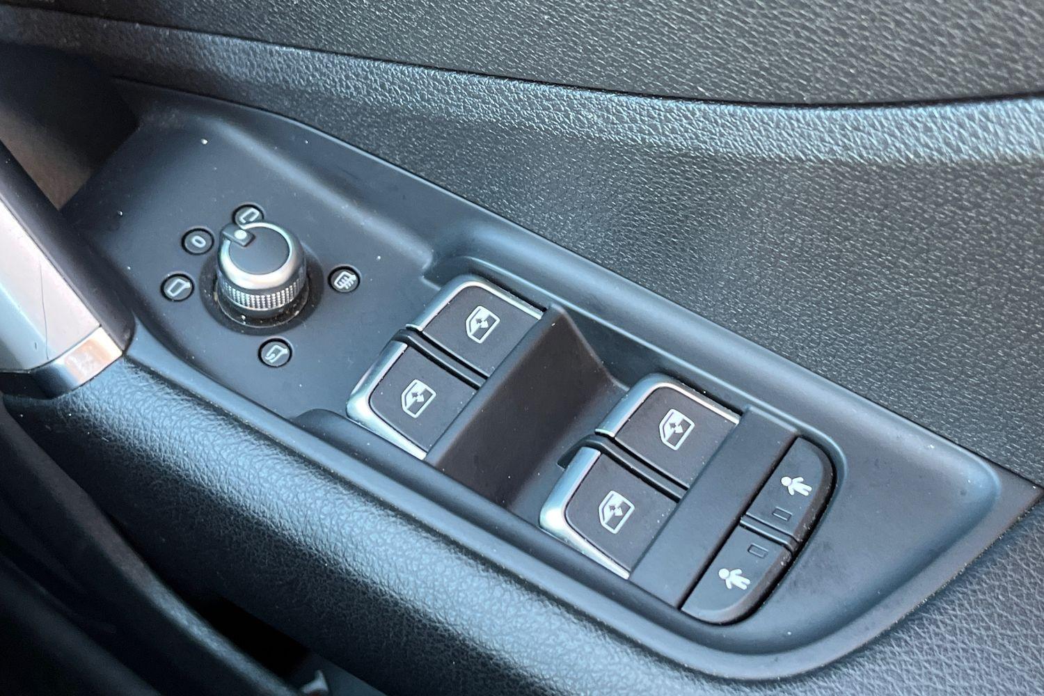 Audi Q2 Photo 15