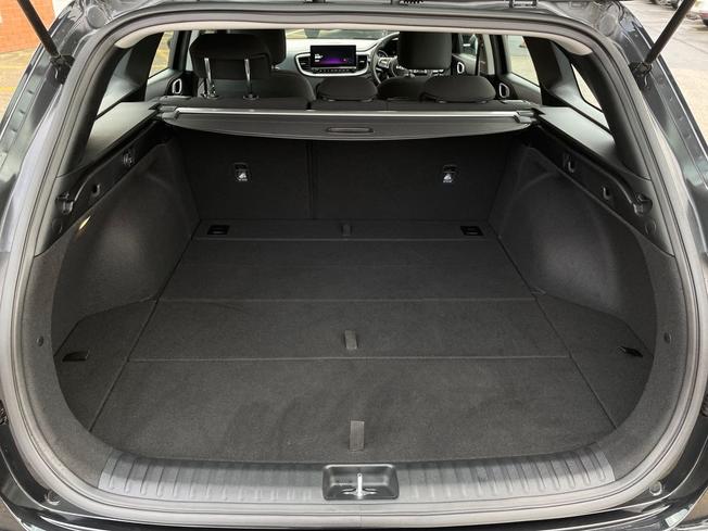 KIA Ceed Photo 12