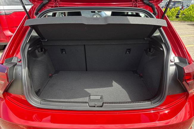 VOLKSWAGEN Polo Photo 12