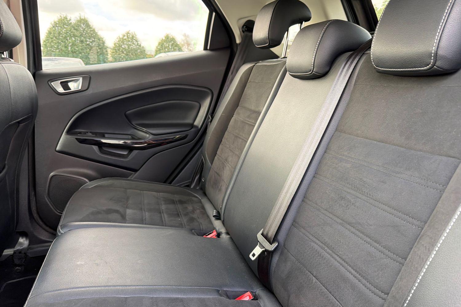 Ford ECOSPORT Photo 19