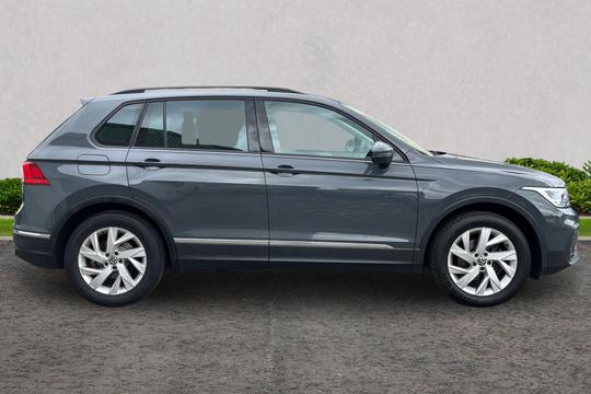 Volkswagen Tiguan Photo autoimg-c1d652221b7ac5e5b8ad66b2a218e8e52d3d7131.jpg