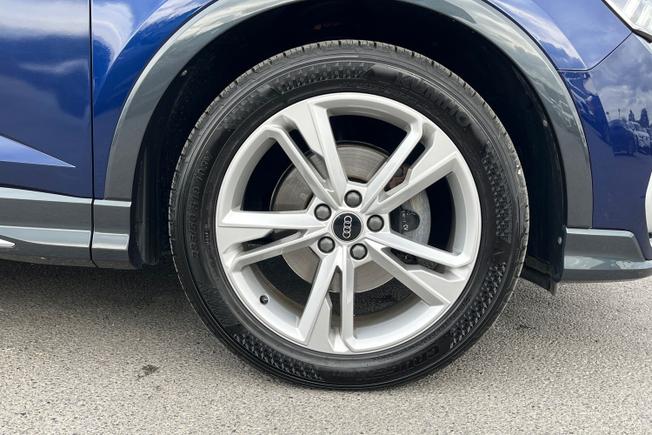AUDI Q3 Photo 5