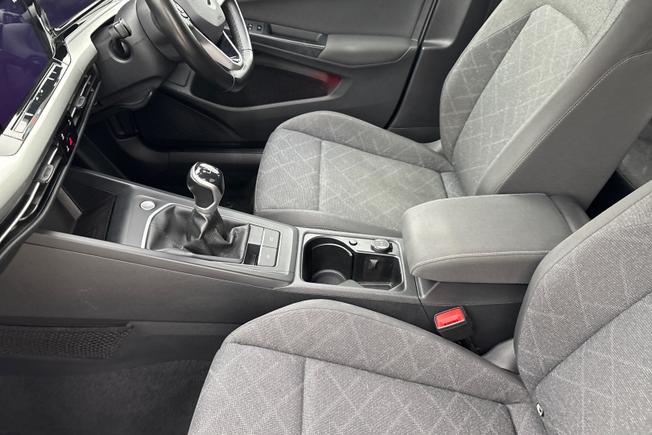 VOLKSWAGEN GOLF Photo 21
