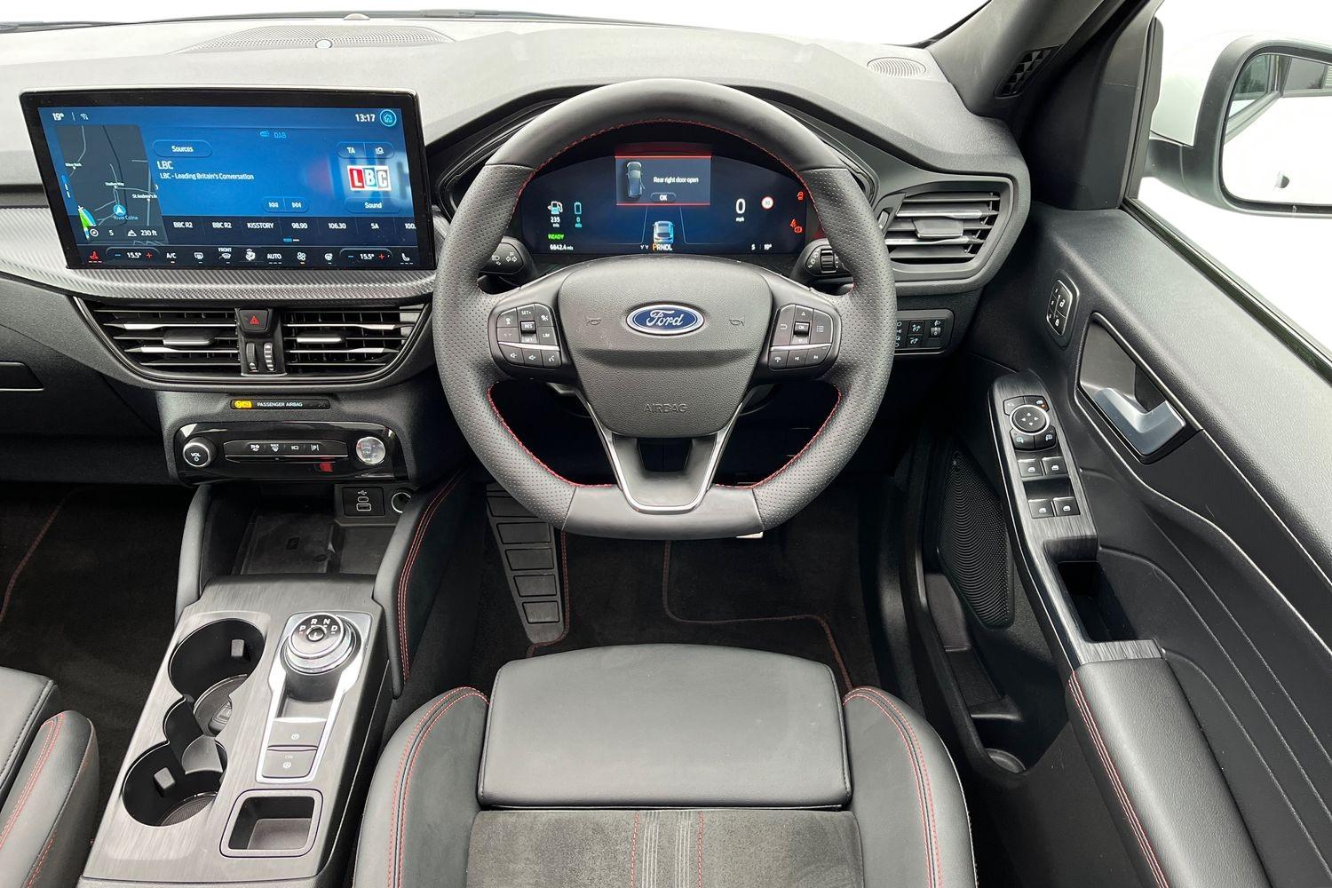 Ford KUGA Photo 10
