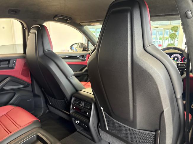 PORSCHE Cayenne Photo 45